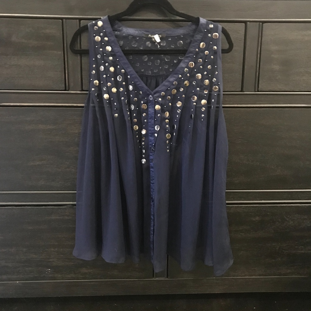 Navy Flowy Top